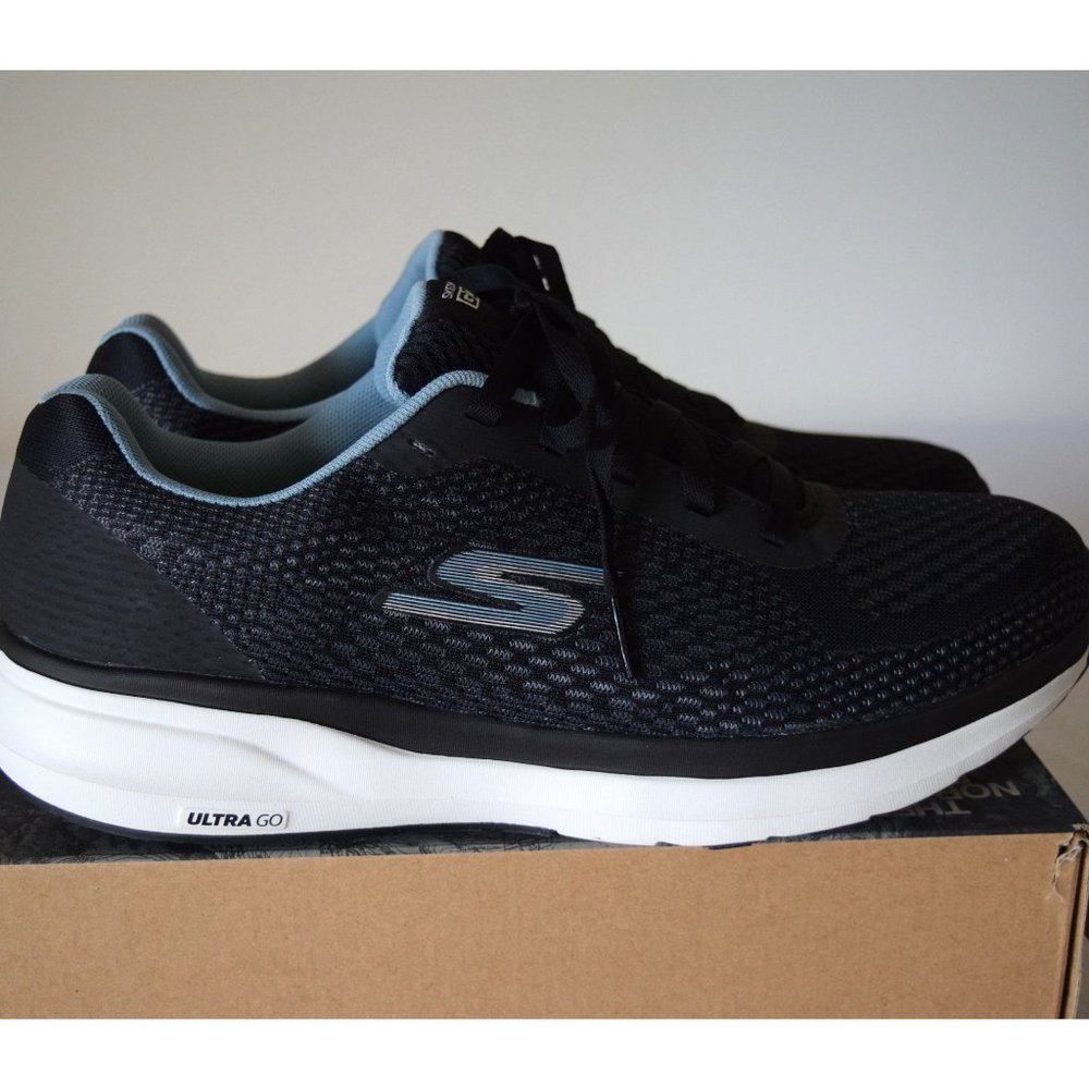 Skechers Go Run Mens Sneakers Size 10.5